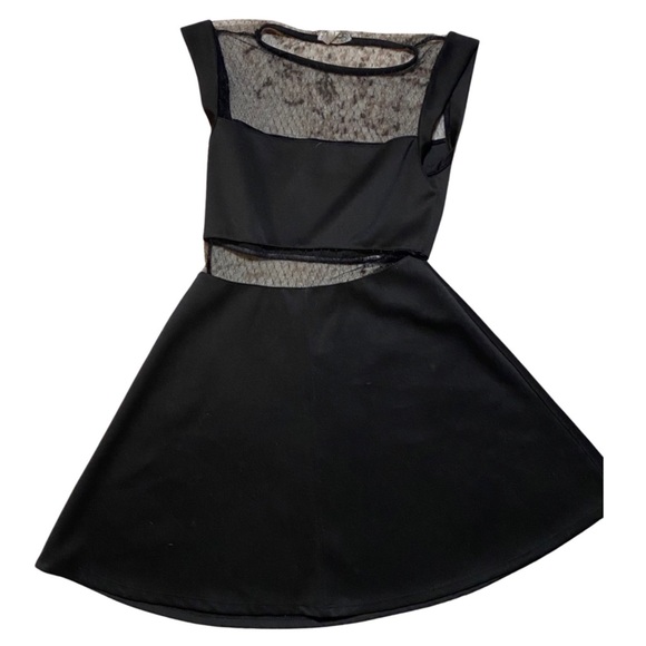 Speechless Mesh Panel Skater Dress Black sz Small - Picture 4 of 4